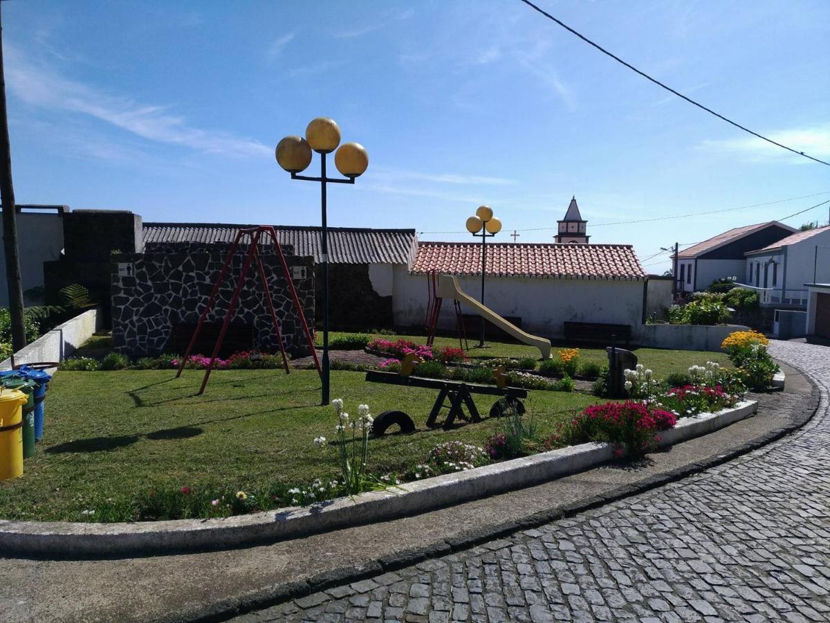 Alojamento Local M&I Lajes das Flores Exteriör bild
